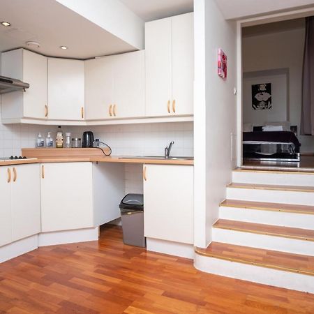 Old Town 2-Bathroom Apartment With Sauna 塔林 外观 照片